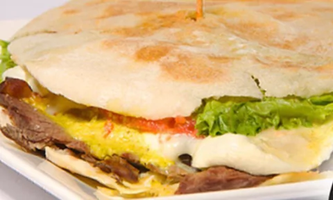 Lomo Burger